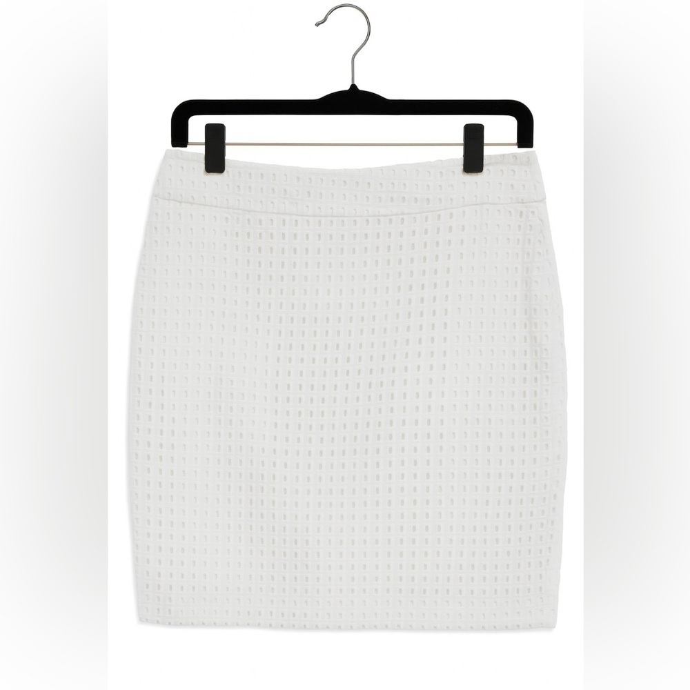 Ann Taylor White Eyelet Skirt Size 4 Cotton Lined Classic Midi Skirt